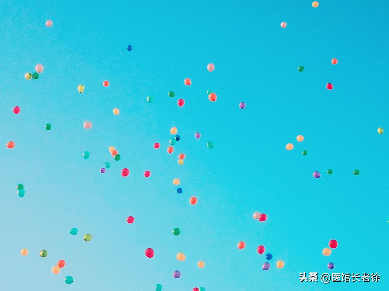 挣钱的故事特别简单，一直讲诱惑就行了，因为我们人的心本来就是积极向上的，心的实际