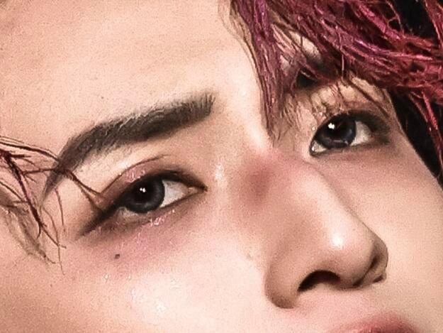 一遍又一遍，好爱你这双眼睛 