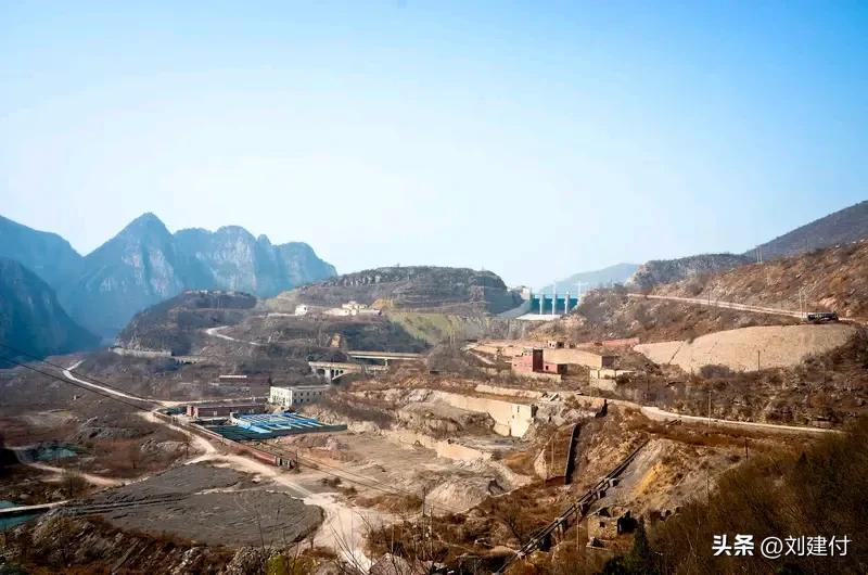 开工1天签5千万大单女销售再签4千万 2026年正月初六，河南矿山开工首日热闹非