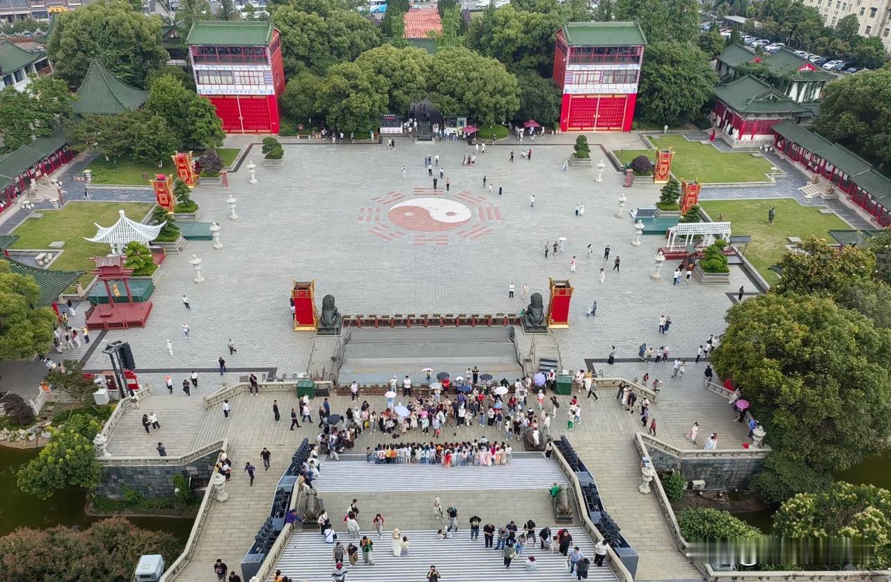 南昌旅游避坑指南！看完再出发！

家人们！刚从南昌旅游回来的我，肠子都悔青了！没