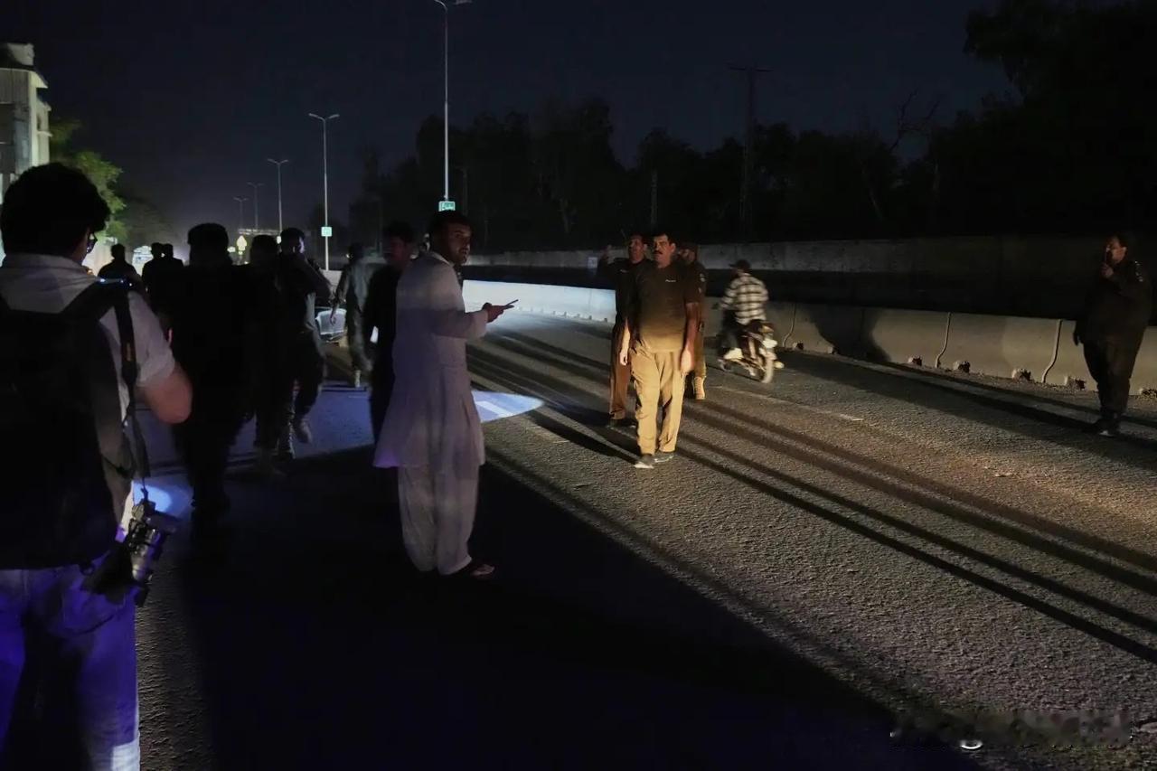 【最新消息：巴基斯坦已禁止所有无人机飞行】
伊斯兰堡时间2026年2月27日，巴