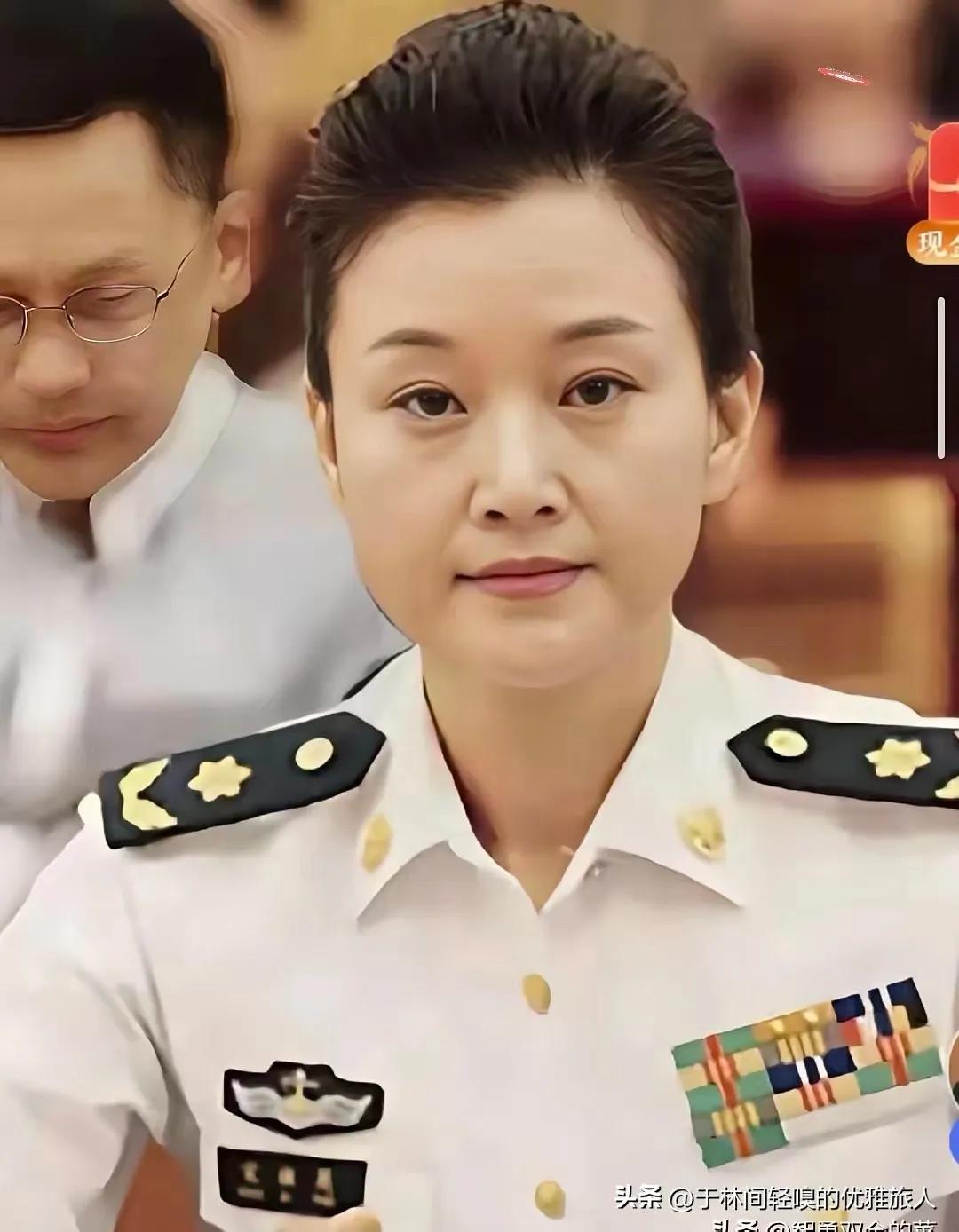 宋祖英当年的胆子，是真大。

把唱二人转的闫学晶拽进海政歌舞团，这事儿搁在200