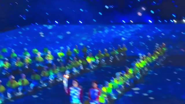 列队名场面，风吹头发不乱身形，莎莎的稳定性绝了#孙颖莎队列belikelllllllllll人lll