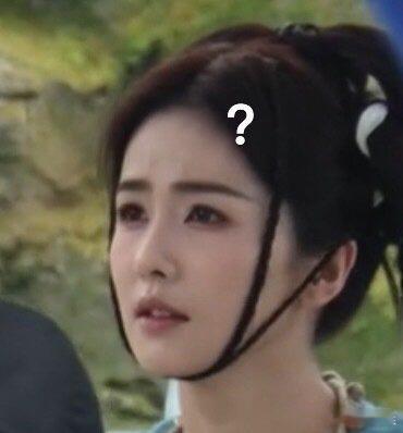 #曾舜晞给白鹿编了个头盔#哈哈😄曾舜熙这编发的手法也太绝了吧，直接给白鹿编了个