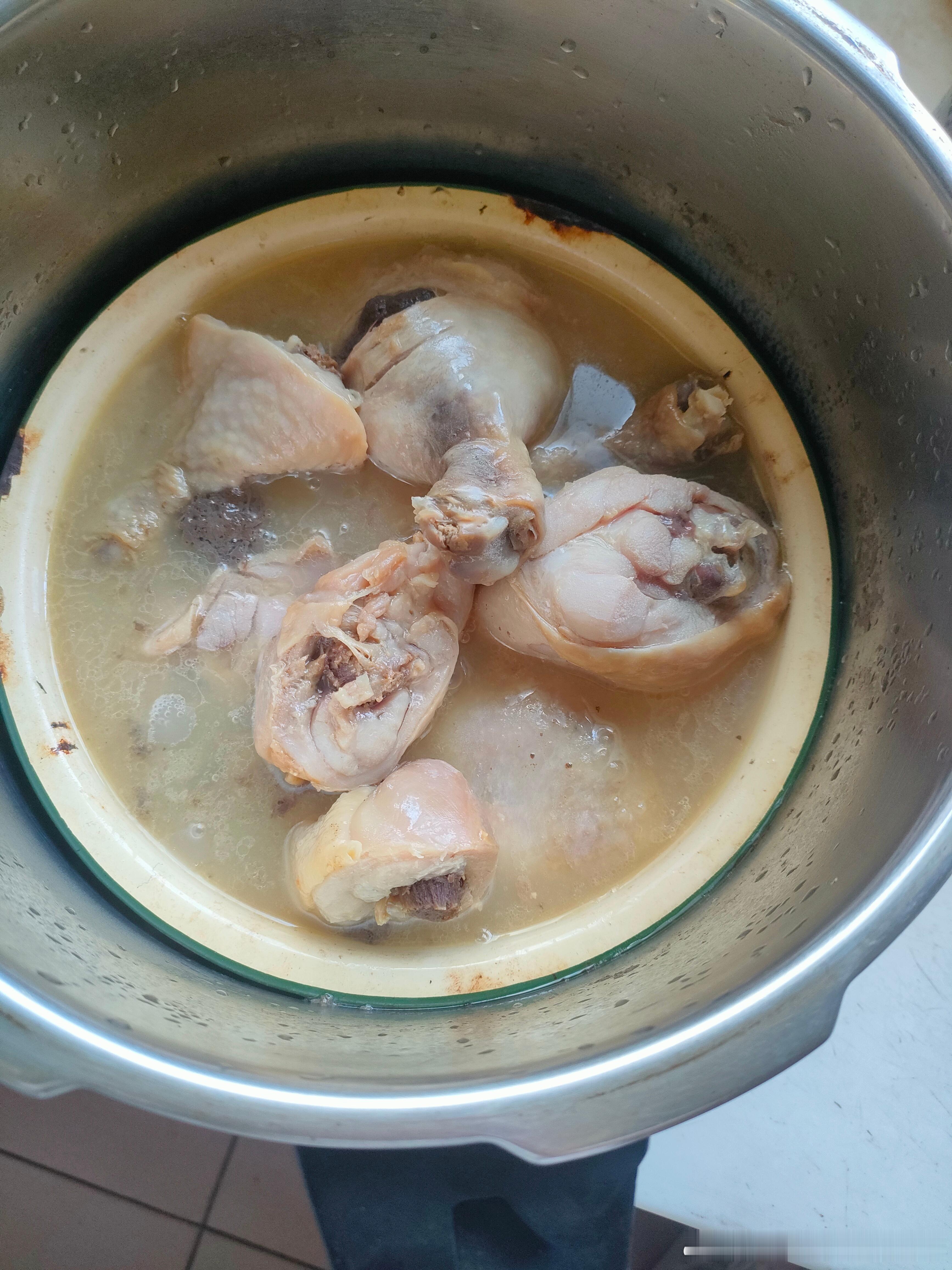 #中医式生活##国医的精诚力量##肥猫说食疗养生# 老肥猫的午饭，一如既往的不洗
