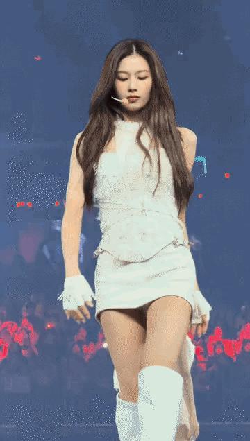 凑崎纱夏，Sana~.娶回来为国争光！凑崎纱夏写真 凑崎纱夏壁纸 凑崎纱夏美 女