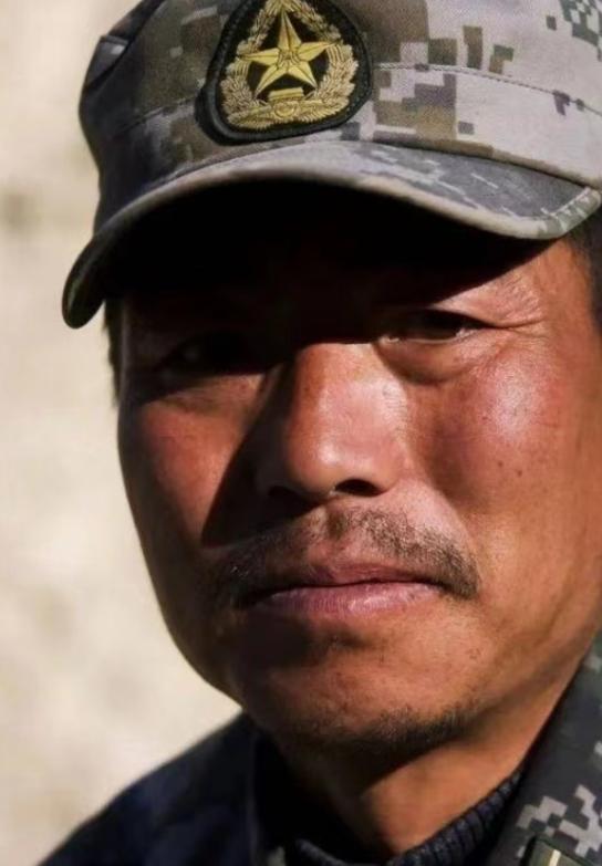 曾相亲多次被拒的远征英雄祁发宝团长，为何再没有回到边疆一线？[无辜笑]

202