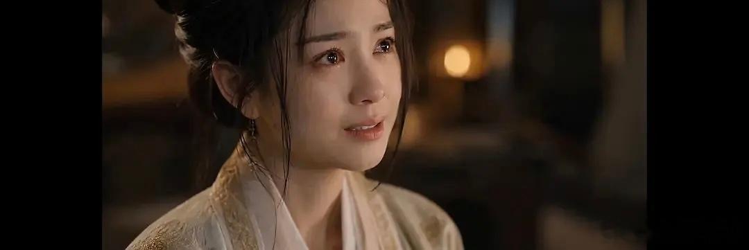 真人剧翘楚里用ai演员，原来yx的钱是从群演这里省出来的。这么敷衍观众还不如一开