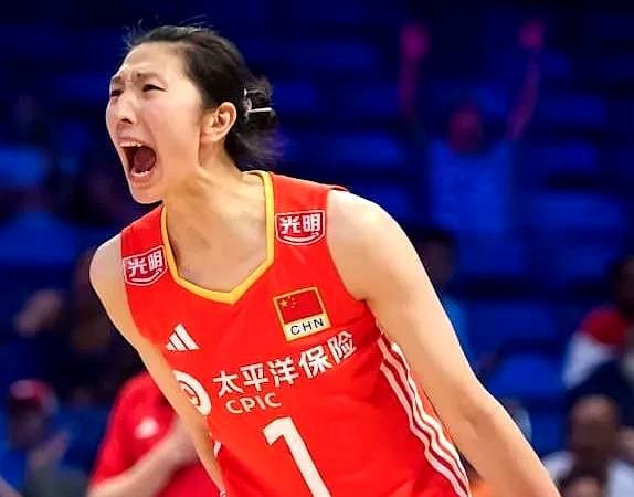 全运会女排比赛，几个没想到：天津女排是上届冠军，竟然连四强都没进。
河南女排八强