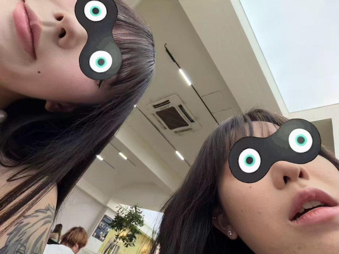 你还是正常一点吧 你的脸还没好看到可以让人原谅你的没素质和精神病的程度 