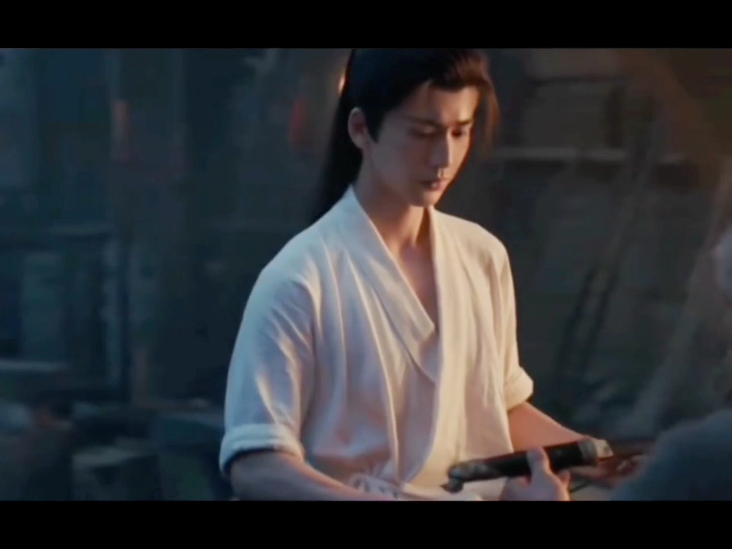 逐玉 完蛋，满脑子都是这一幕，干净利索不加思索！因为这是给长玉的，你就说谢征疯不