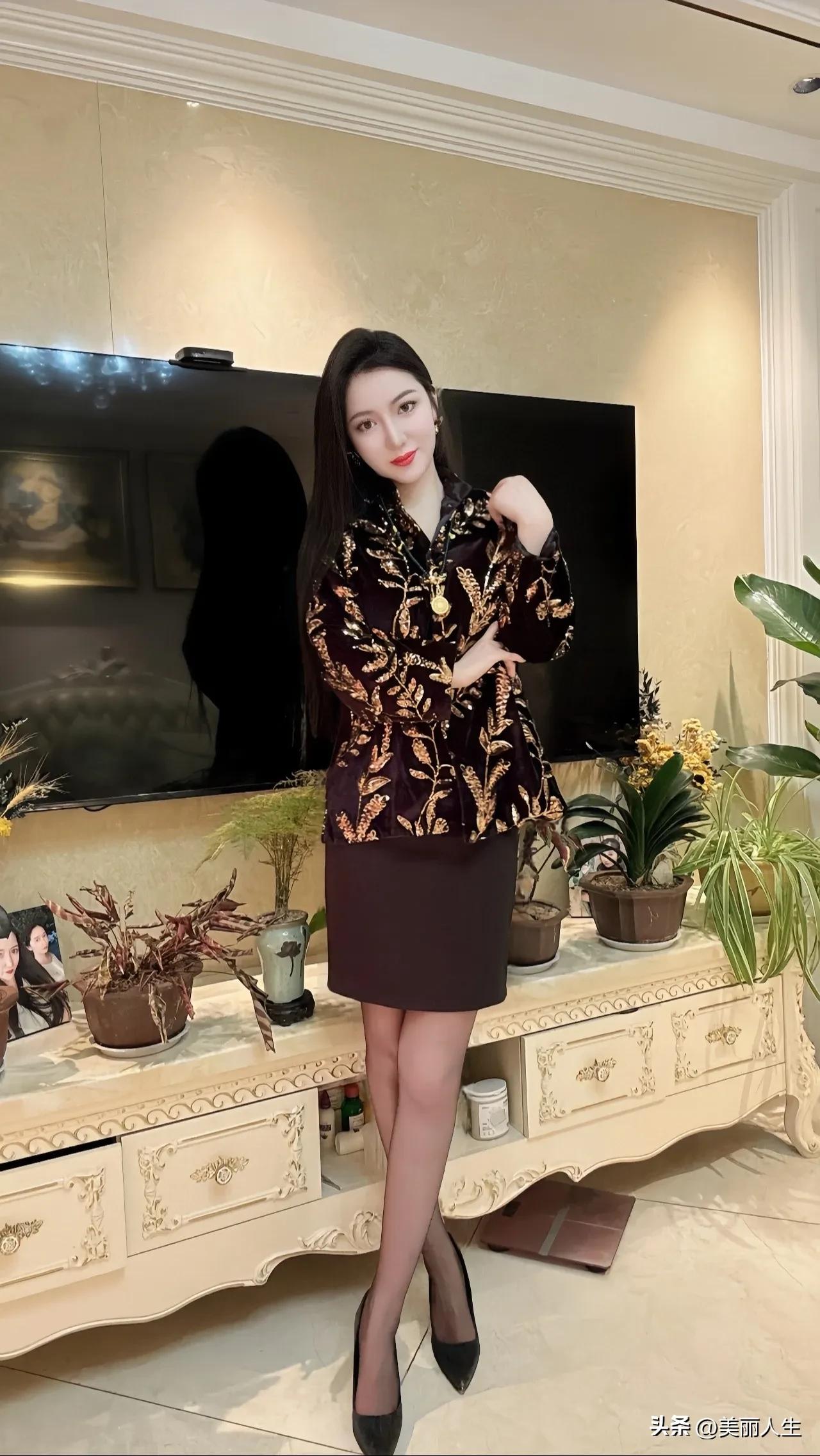 冬会去，春会来。花会开，风会暖。所有难熬的日子，终会有回甘。
生活到处都是美，只