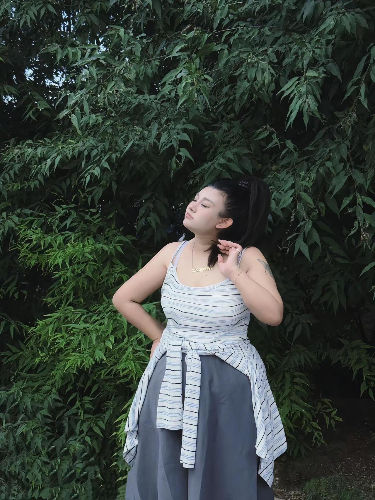 心火怎甘心扬汤止沸大码美女 啊媛不圆了