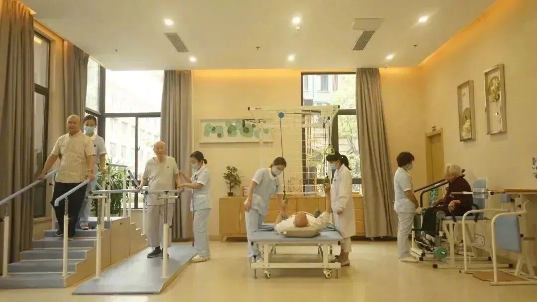 【#庐阳五载何以不凡#｜⑤家门口的“小确幸” 烟火里的“大欢喜”】民生，是人民幸