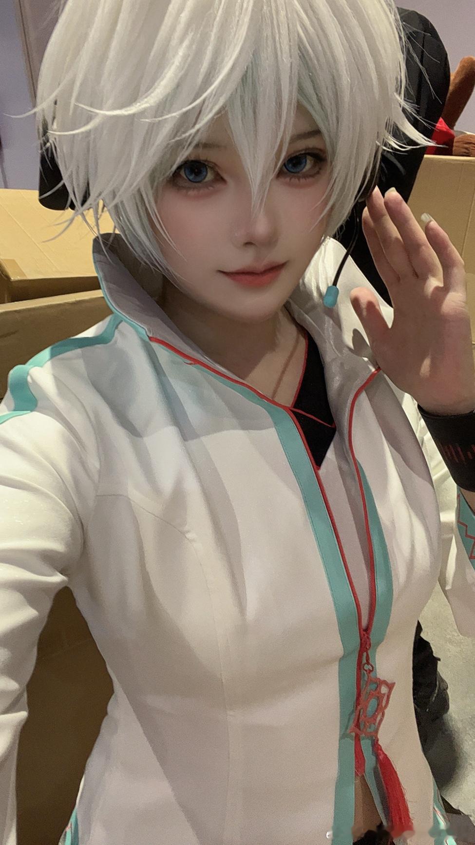 在vsinger出三天言和没想到吧！ 