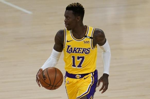 又一名前湖人队友开始在节目中炮轰前队友了，近日，前湖人球星施罗德在参加一档篮球体