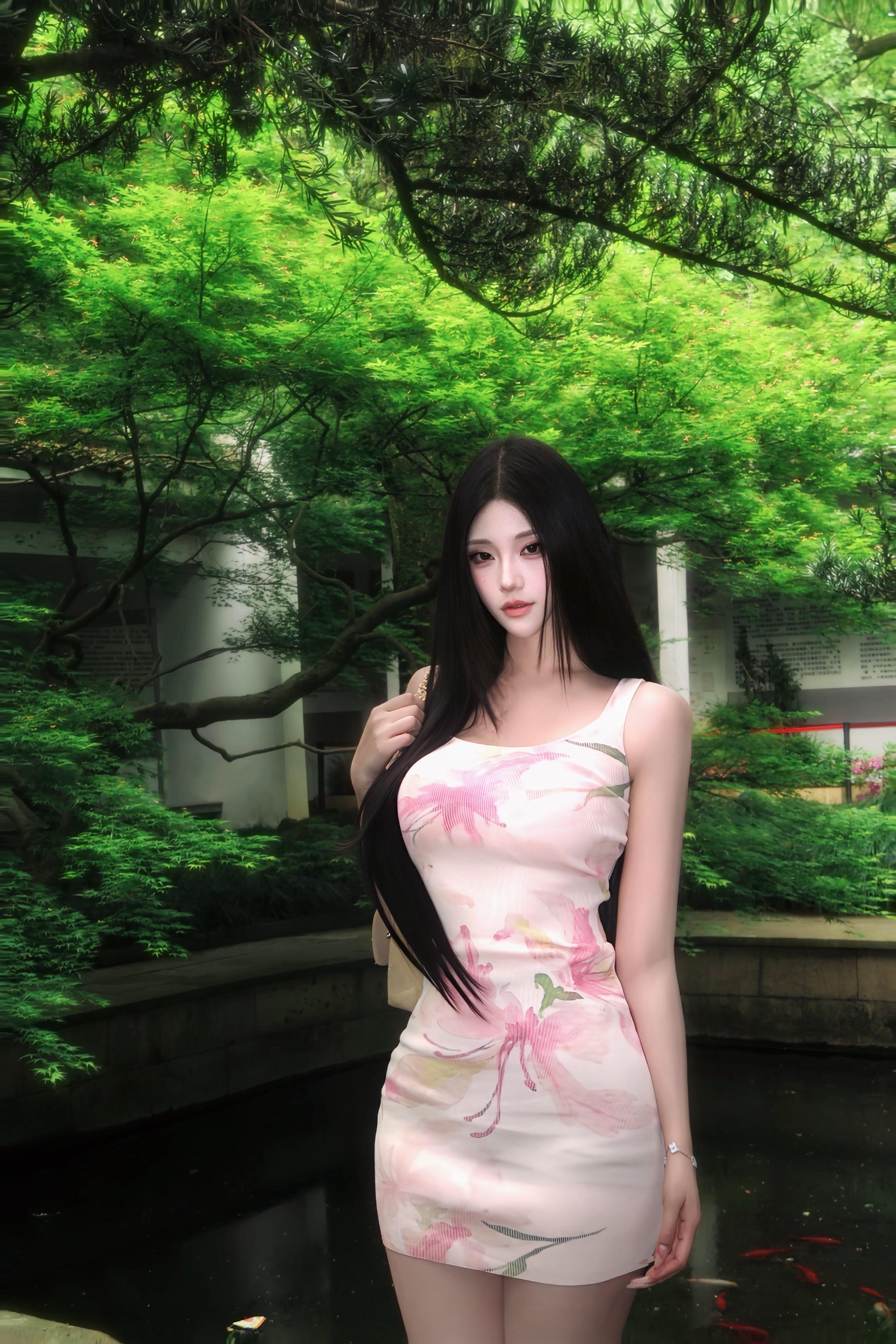 淡淡胭脂遮住了思绪