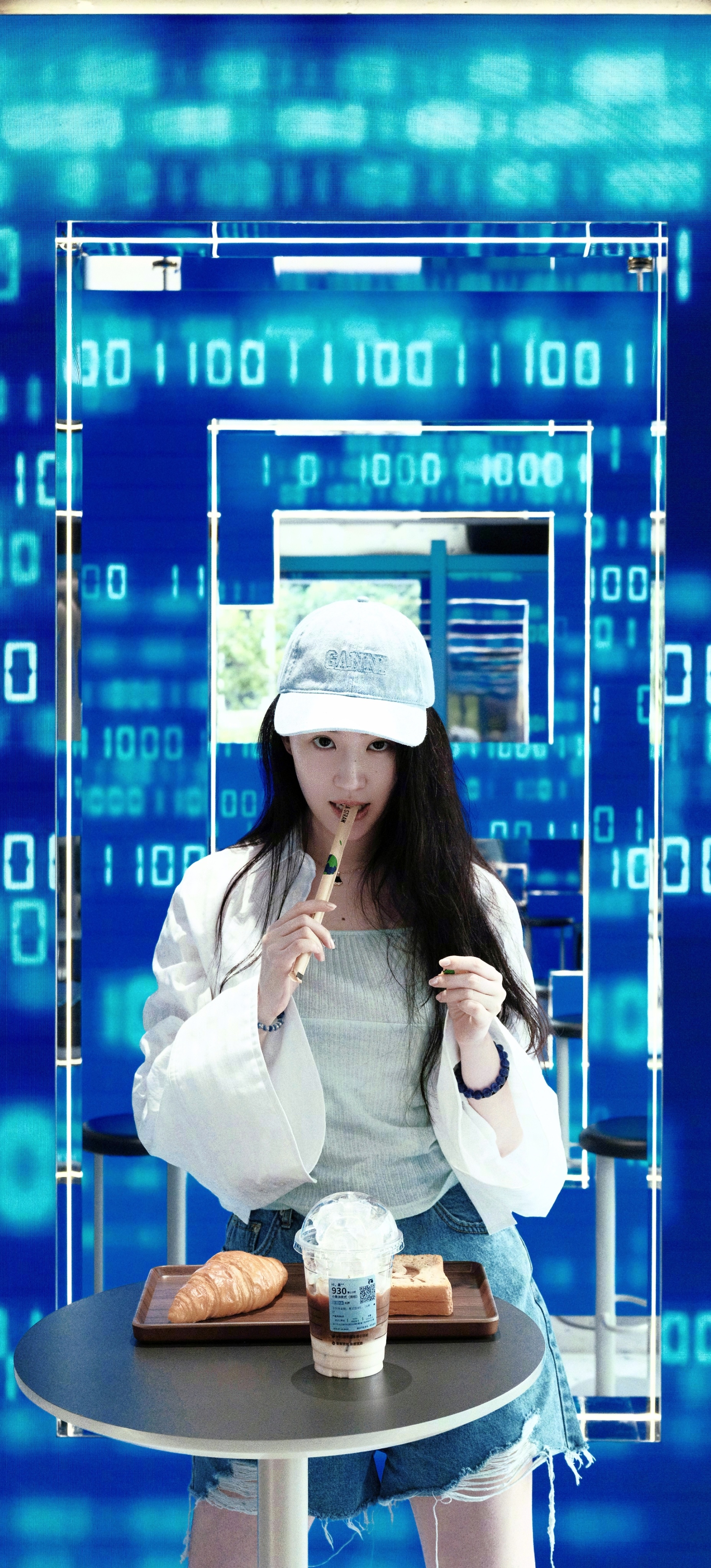 🧊𝐥𝐮𝐜𝐤𝐢𝐧 𝐜𝐨𝐟𝐟𝐞𝐞*    无字纯净版壁纸刘