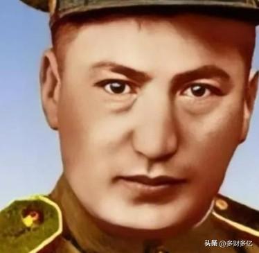 开国少将带头叛逃，6万人越境，毛主席一句话尽显格局！
 
1962年，两名开国少