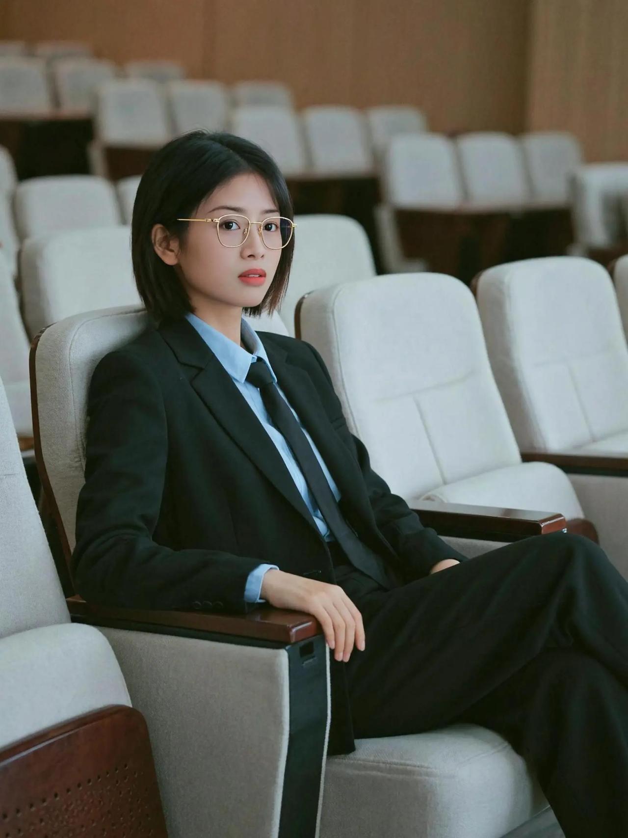 校园周边"互助陪伴" 藏着心理学都不敢细说的陷阱

你肯定见过 学校围墙外咖啡馆