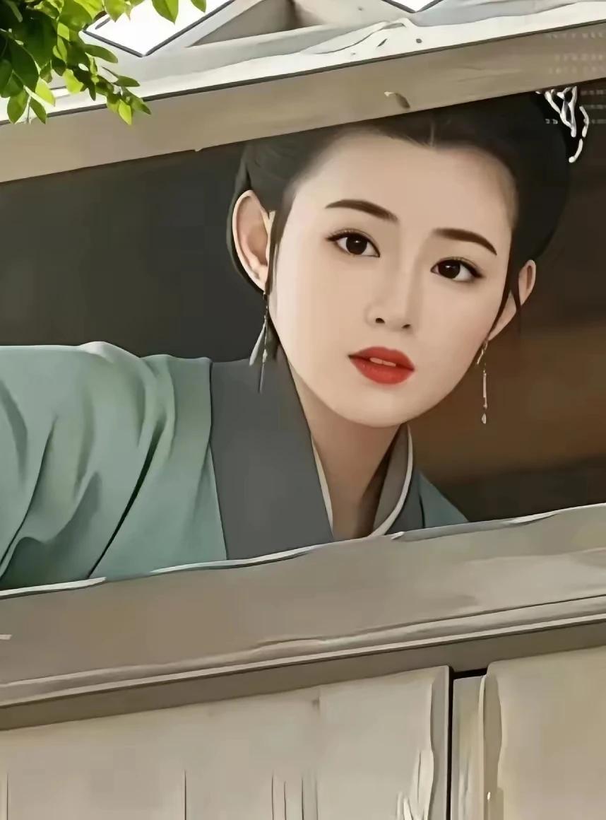 郎走天涯忘故乡，
相思牵挂满心房，
几时才能返家乡，
难道忘了你娇娘？
