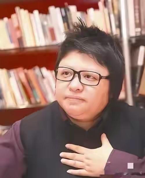 国家应该给公益慈善制定严格的法律条款。

最近有关韩红的公益慈善行为在网上闹得沸