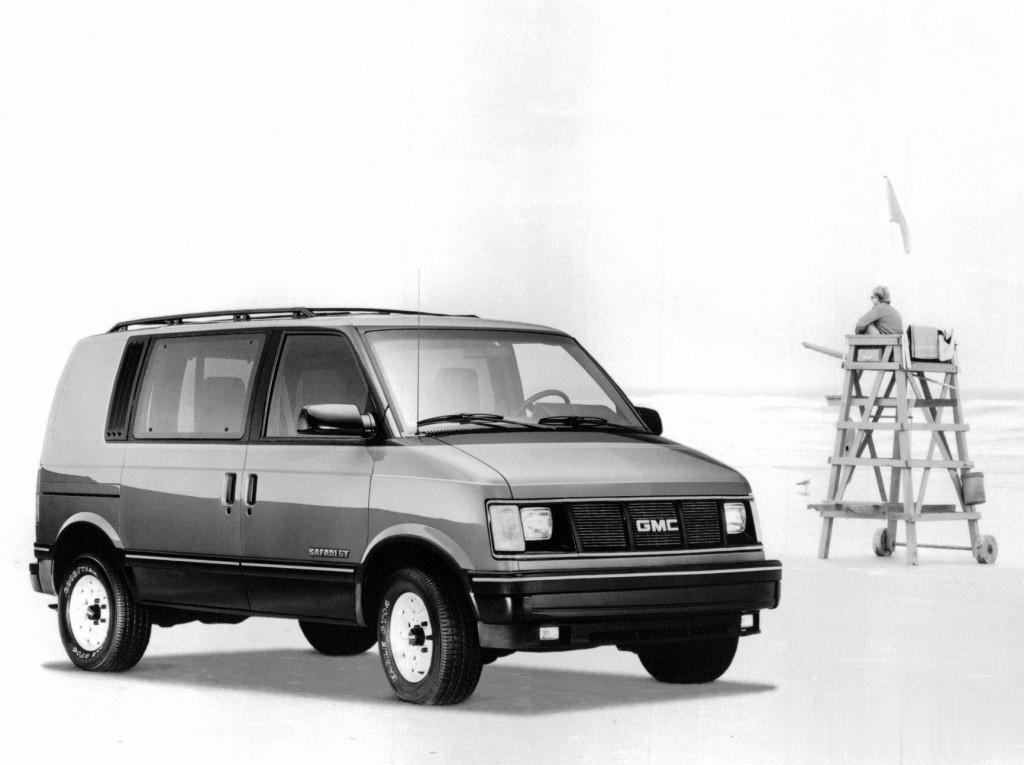 1990–94款GMC Safari GT（图1-3）和 Safari XT A