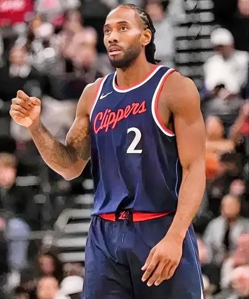 别看小卡打打停停，颇受争议，但他的这3神级记录，也绝对无人能破1-单场至少砍下5