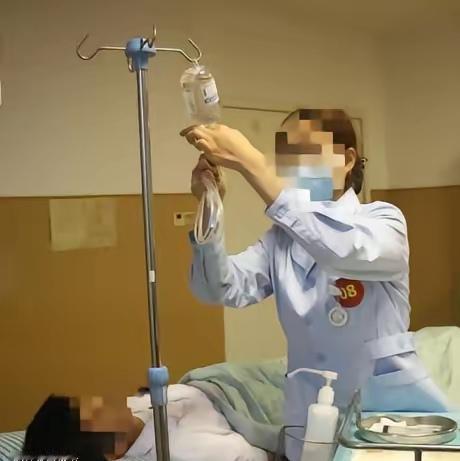 广西，一娇俏护士白天在医院上班，夜里竟然悄悄做着卖淫的勾当！但是终归是纸包不住火