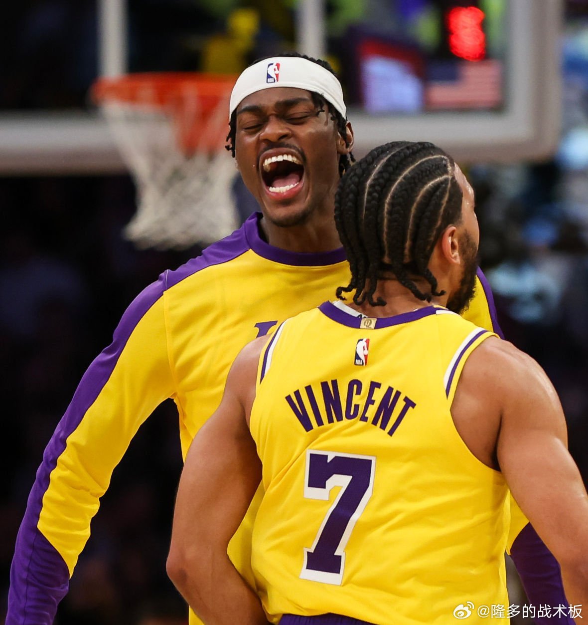 O’Connor：湖人正在寻求打包文森特和范德比尔特，或者文森特打包克勒贝尔，来