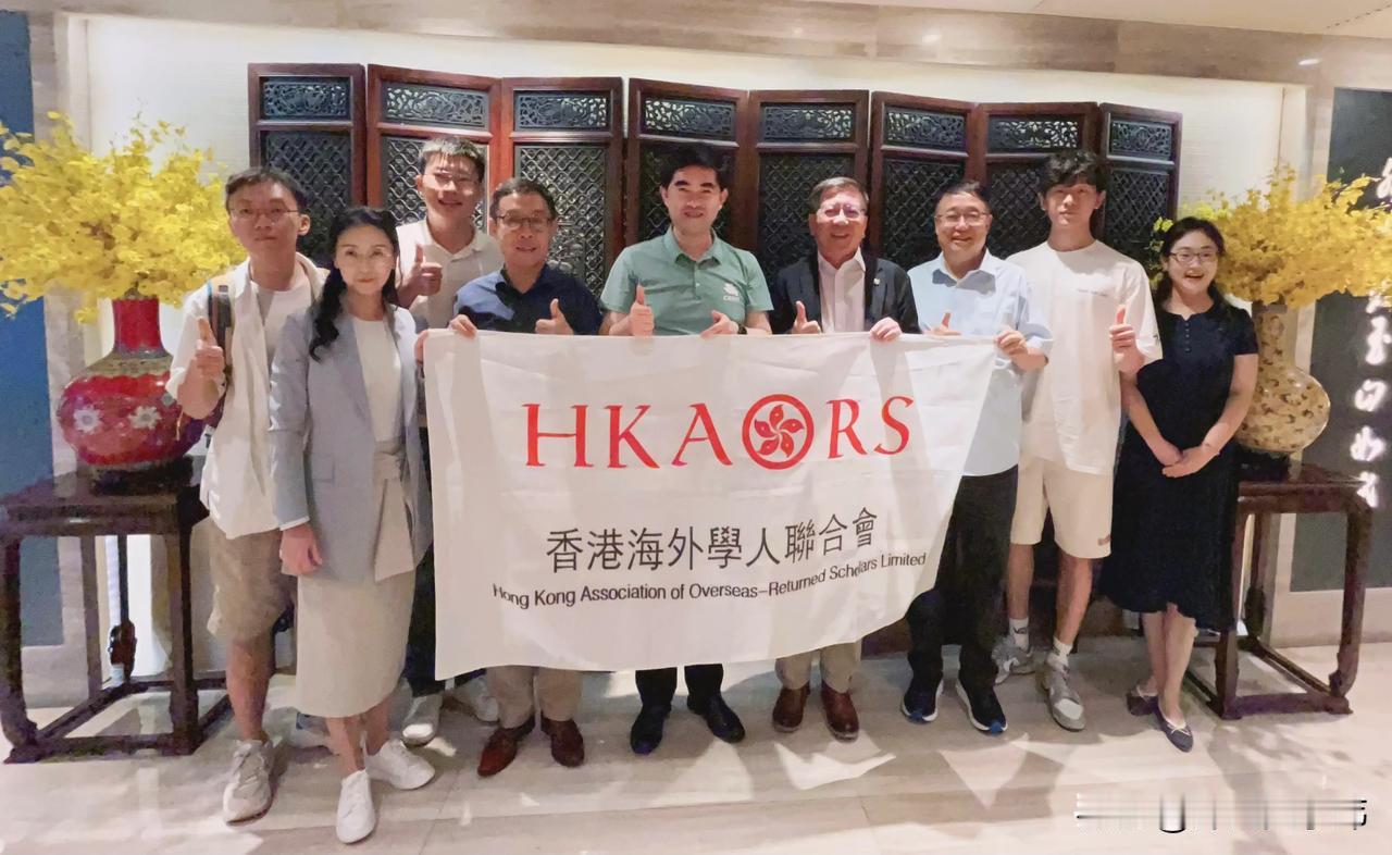 东数西算 港数青算
算力、算法、数据是数字经济的三大支柱，而电力是他们的后勤部长