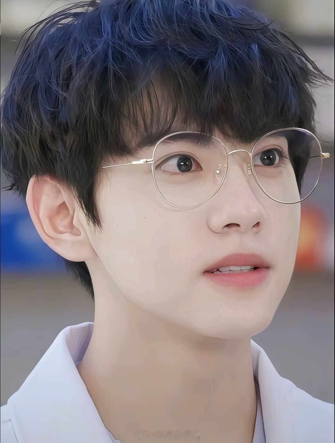 00生刘轩丞已争气争气再争气艺考第一不是光环，而是沉甸甸的责任。这些年他默默扛着