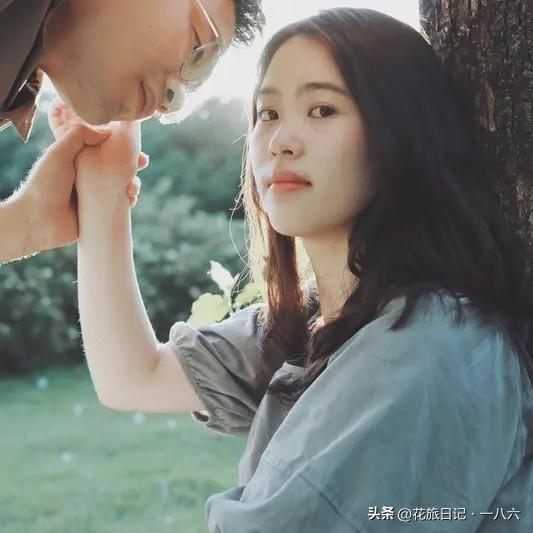 总要求他体谅你，你真的心疼过他吗？
 
你要他无条件迁就，凭什么？
 
你摔门骂