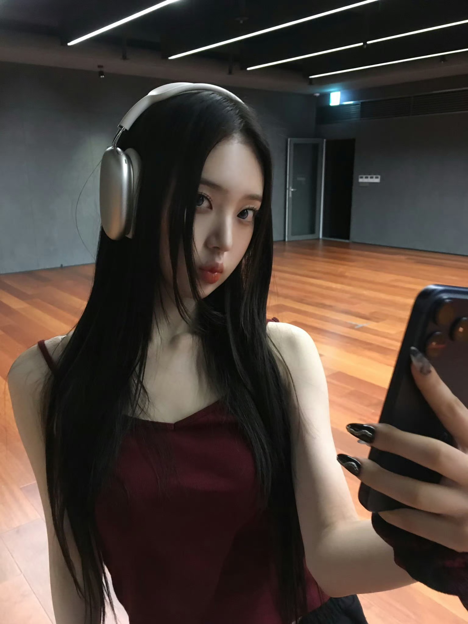 leesol李修旻 🎧🖤 