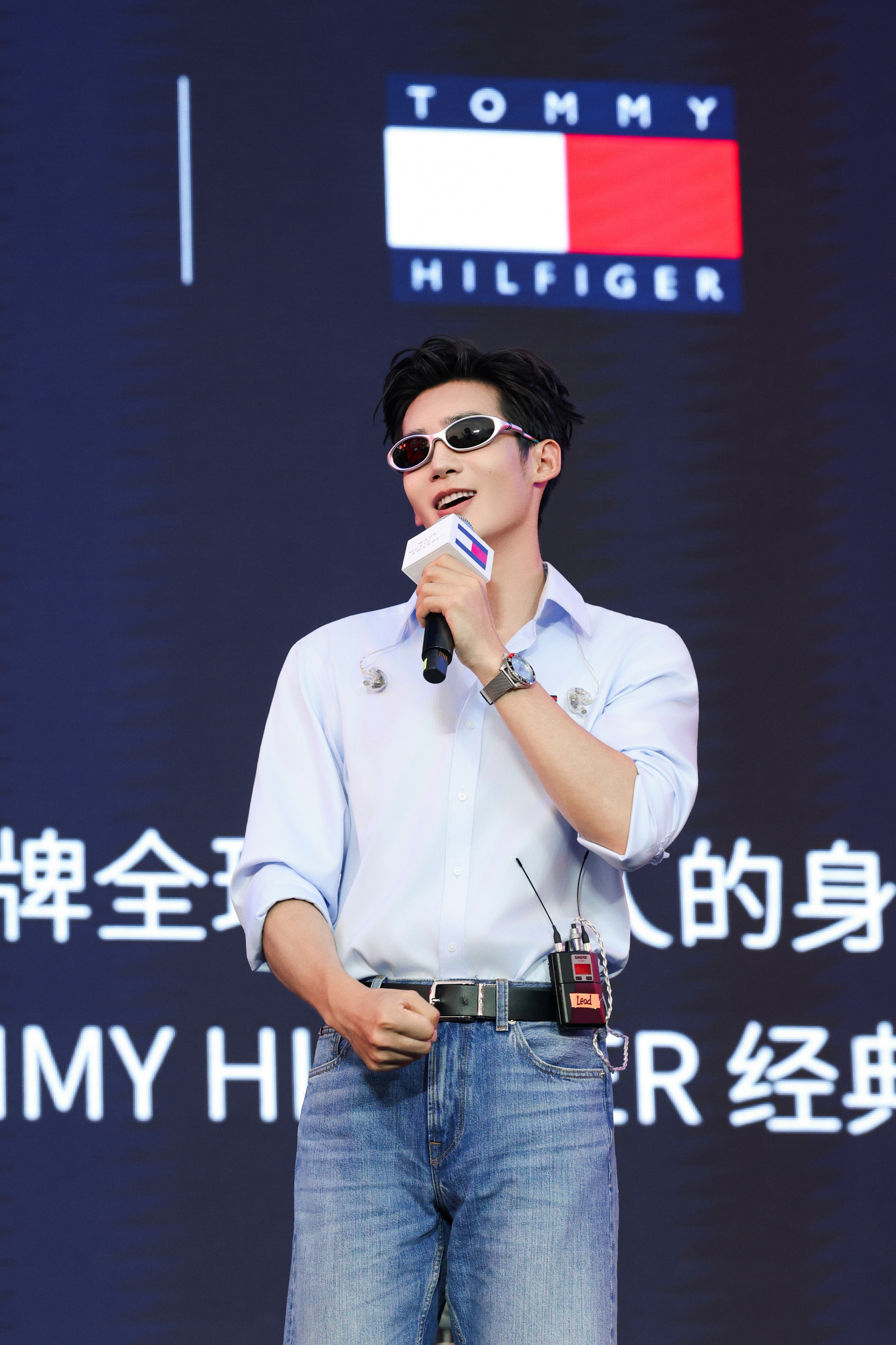帅的帅的！ ​​​