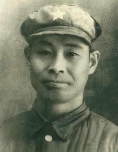 同名不同命！被特务逼死的国军少将陈庚，一生勤勉却落得悲剧收场
 
陈庚（1909