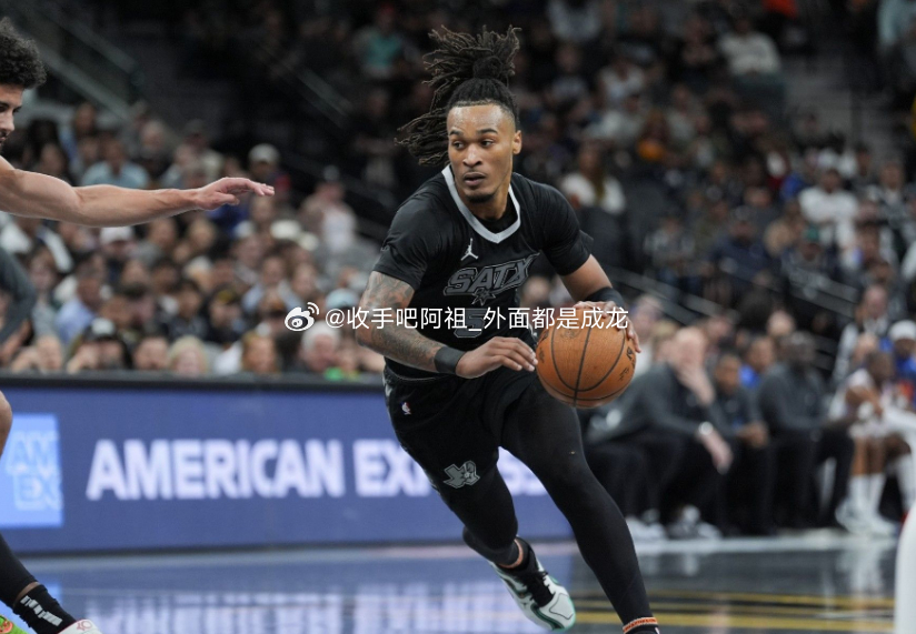 今日NBA杯四分之一决赛马刺vs湖人。上半场比赛两队罚球数差距比较明显，马刺全队