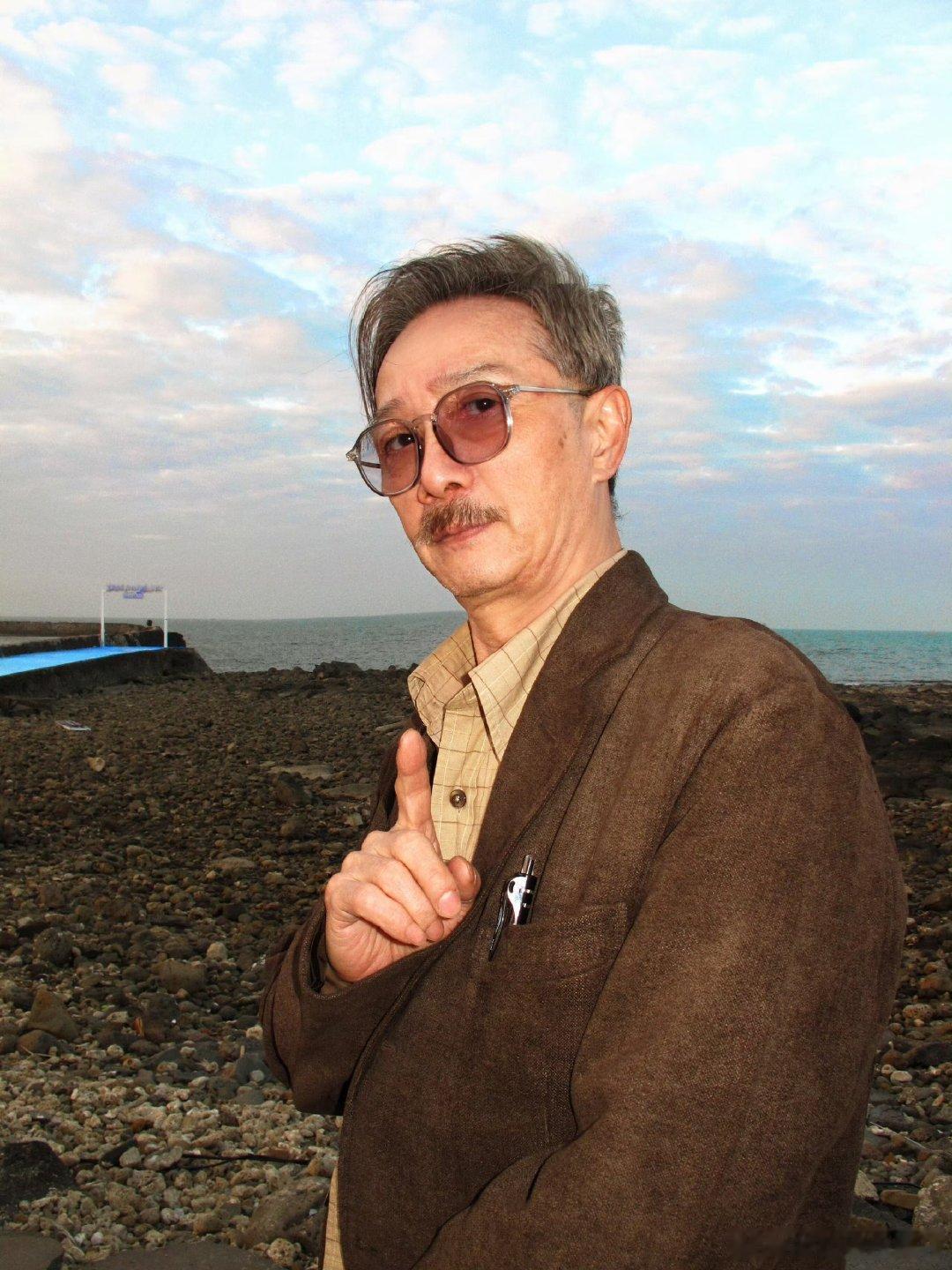 李世宏沈月姑娘给咱拍的真漂亮被沈月姑娘的镜头实力圈粉，为李世宏老师拍的合照超好看