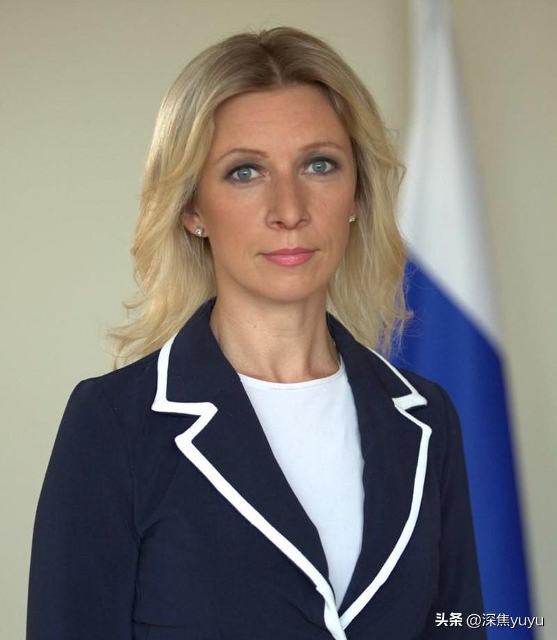 德黑兰上空惊现“黑雨”，市民摸脸发现一手黑点！一位德黑兰居民这样描述自己3月7日