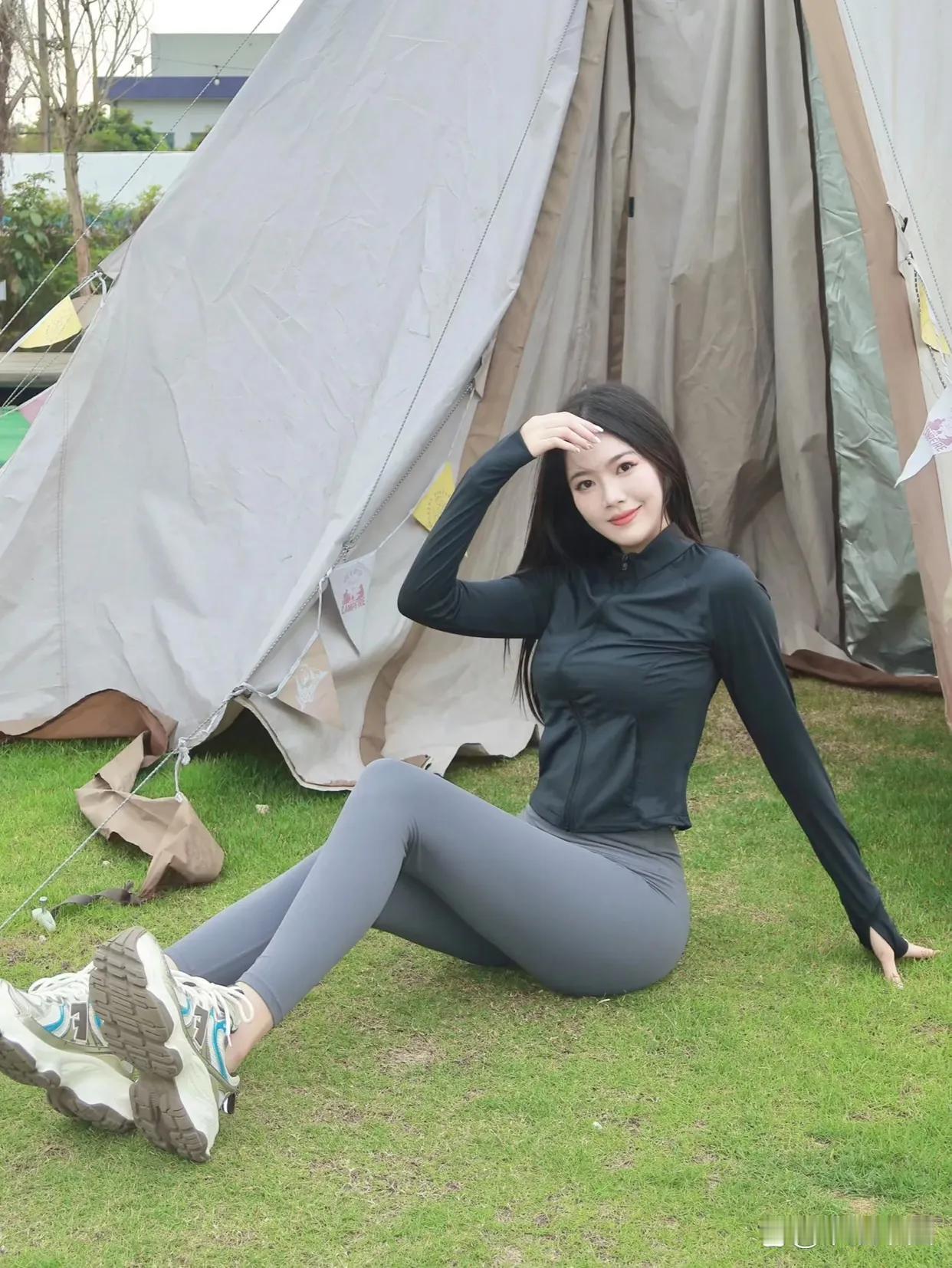 人生就像爬山，只有登的高，才能望的远