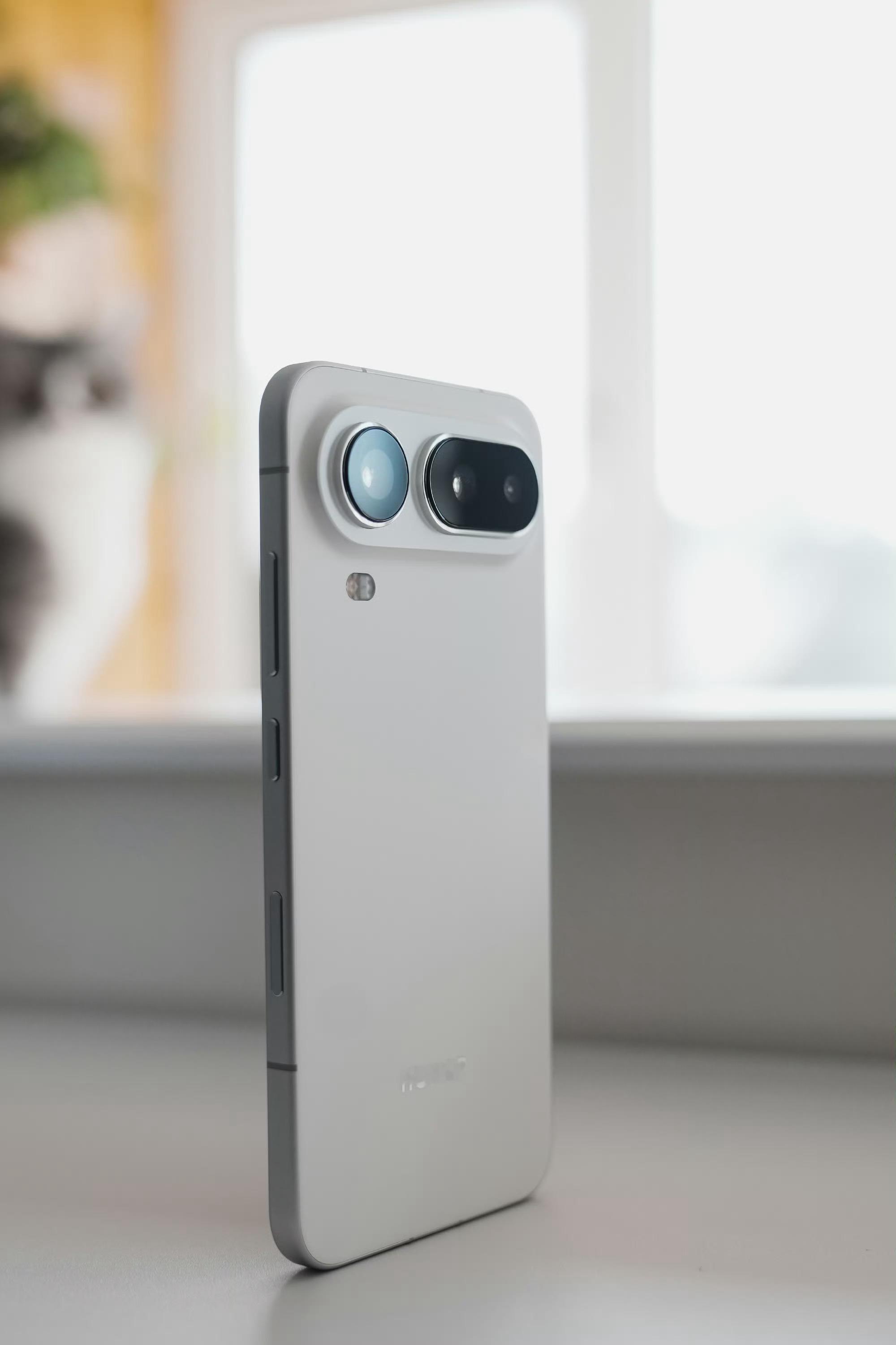 降价后的苹果Air和国产Air选哪个发布三个月跳水2500！这机器谁买谁砸手里！