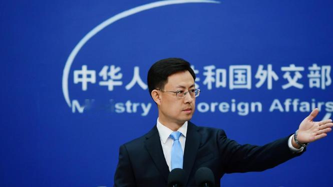 中菲爆发海上冲突，菲亮刀子威胁，中方一招制敌，美国火速选边站
中菲南海新一轮交锋