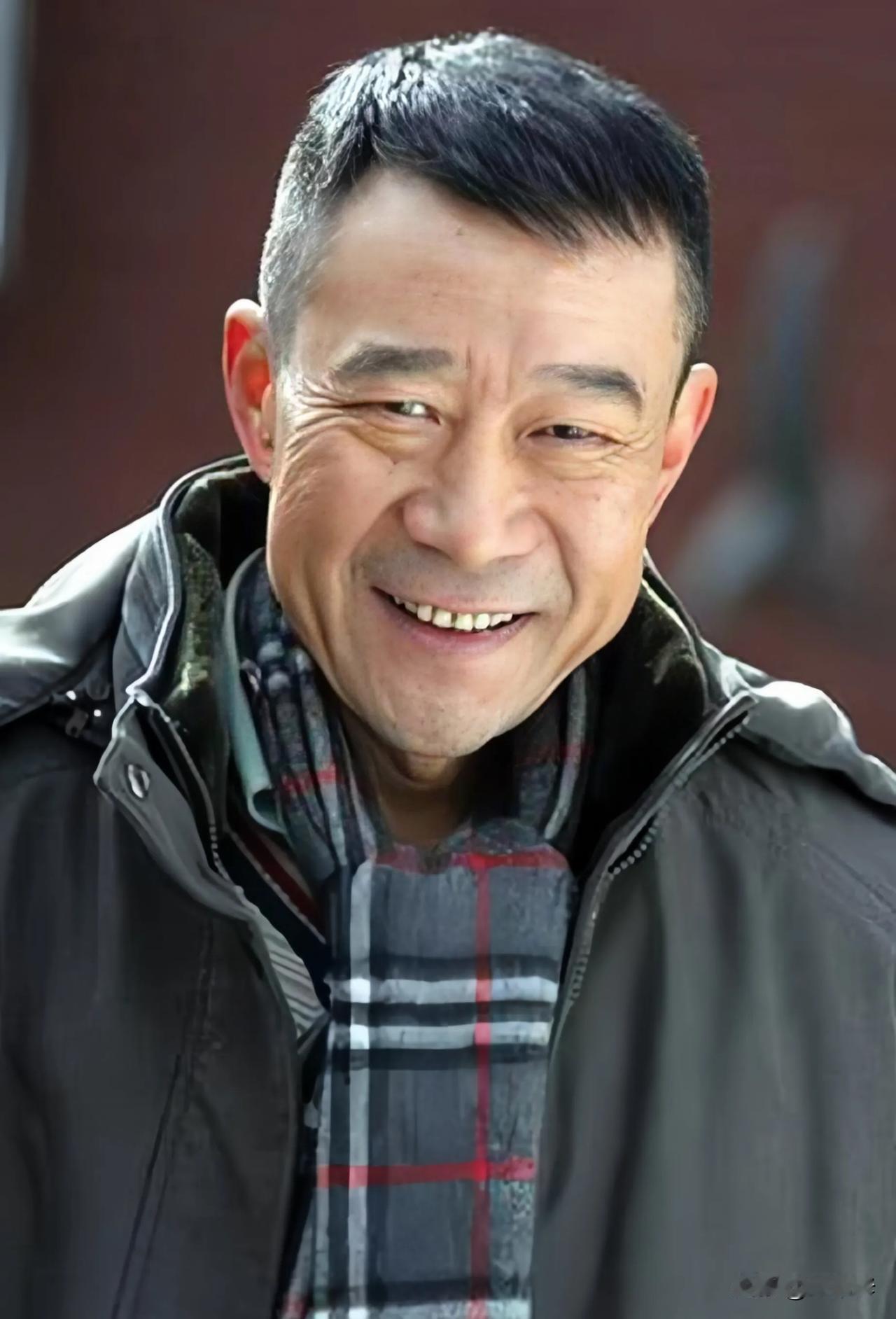 当今娱乐圈，享受国家特殊津贴的部分实力派演员:

1.山东演员李雪健，塑造了多部