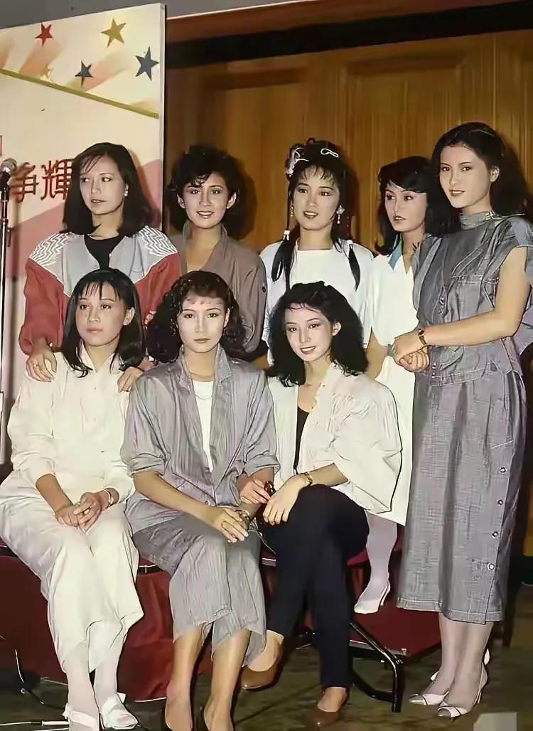 那个时期的港台明星，长相颇为相似，所以很容易认错，还常常把他们的名字叫错，总遭大