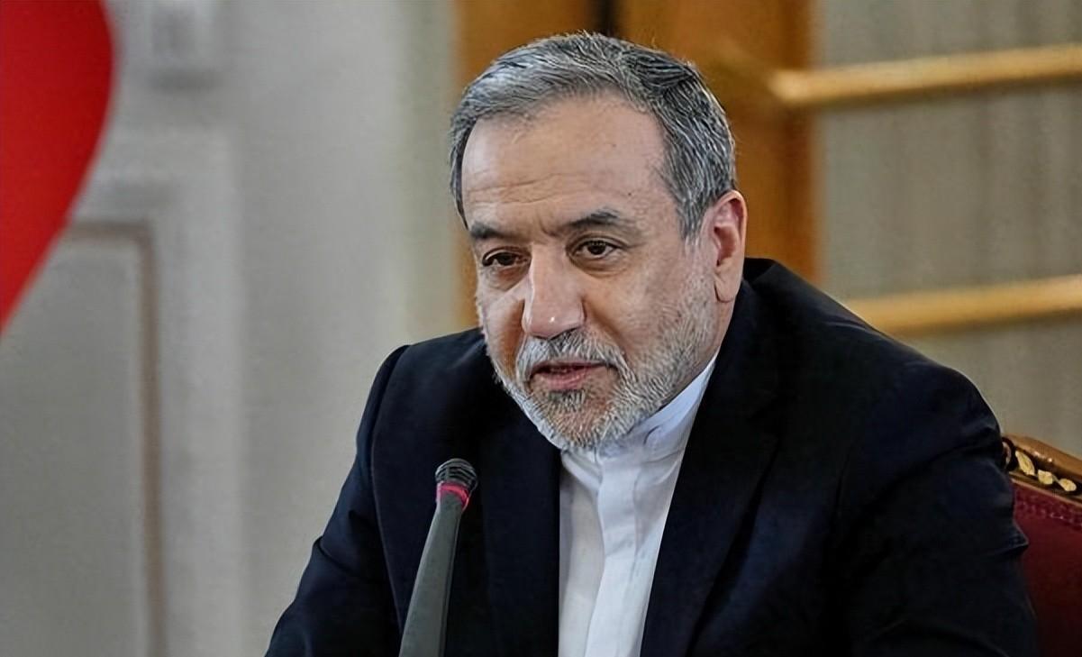 沉默最危险！
伊朗未回应退信风波，美军F-35压境，今夜或有突发行动？
 
据路