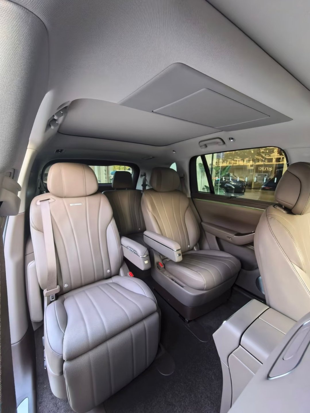 大六座SUV进入黄金时代 你现在的车是大六座 SUV 吗？你会考虑更换大六座 S