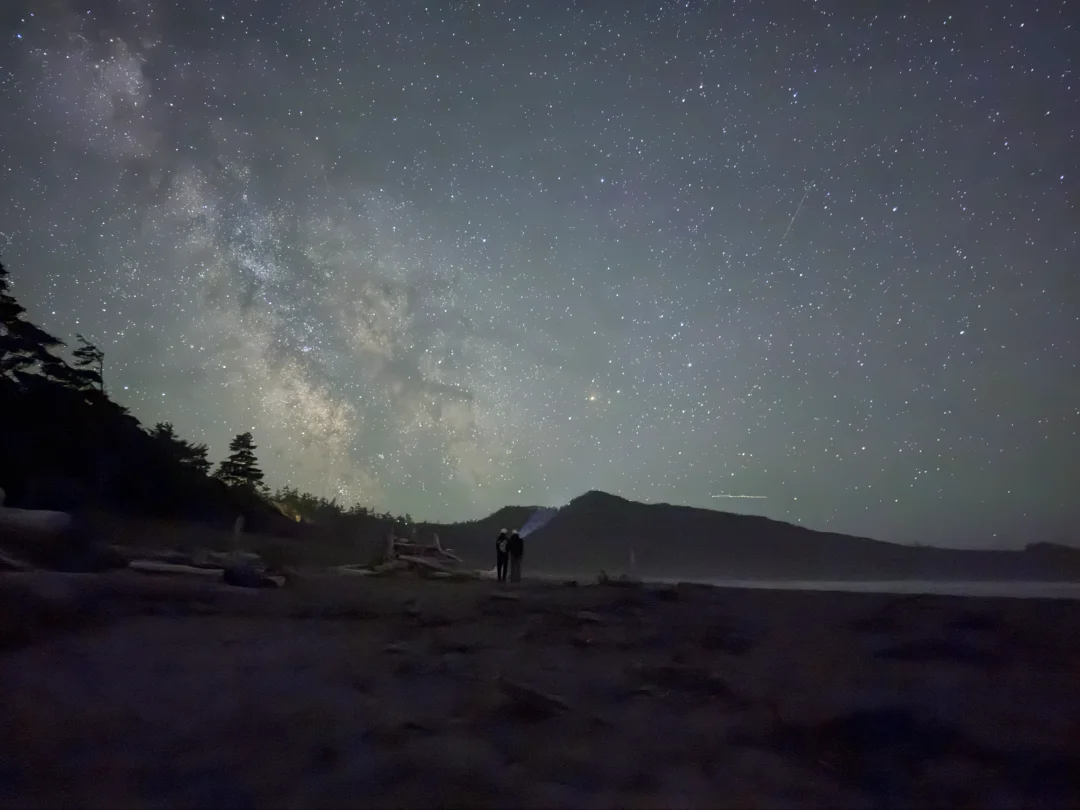 🇨🇦难以置信的tofino星空｜iphone直出照片！