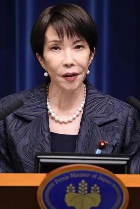 为了选票，高市早苗真的慌了，什么话都说出来了。
 
近期她在拉选票的时候说了这么