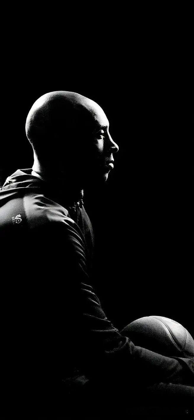 不管等待也好，迷茫也好，都请不要把自己留在原地！只要你下定决心走下去，每一天都是