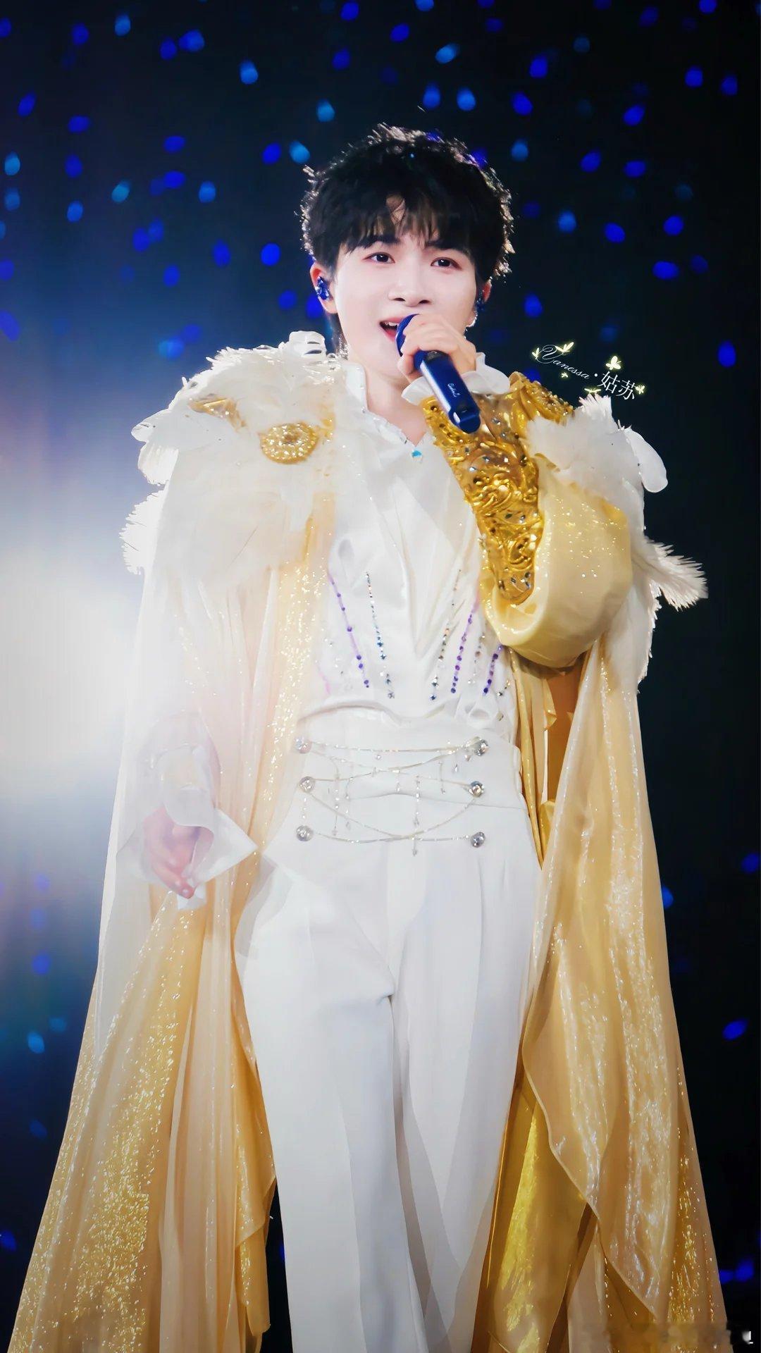 周深 1️⃣腾讯音乐由你榜🗡️周深献唱雨霖铃主题曲孤剑吟说什么 忠义两难，付一